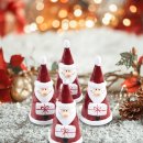 6 kleine Nikolausfiguren rot weiß mit Geschenk -...