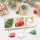 12 kleine Weihnachtsanhänger rot weiß grün - zum Aufhängen - 5 cm