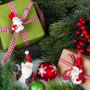6 Weihnachtsmann Klammern - rot wei&szlig; 4,5 cm - Holzklammern